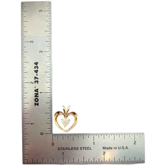 10 Karat Yellow Gold Opal Open Heart Pendant #21134 - Picture 6 of 10